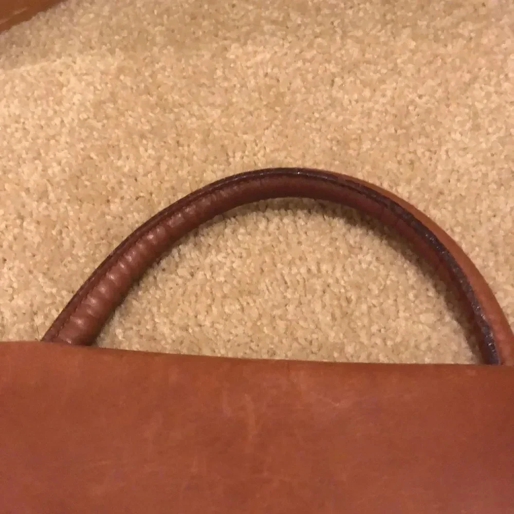 ITALIAN leather purse/briefcase - Picture 9 of 11